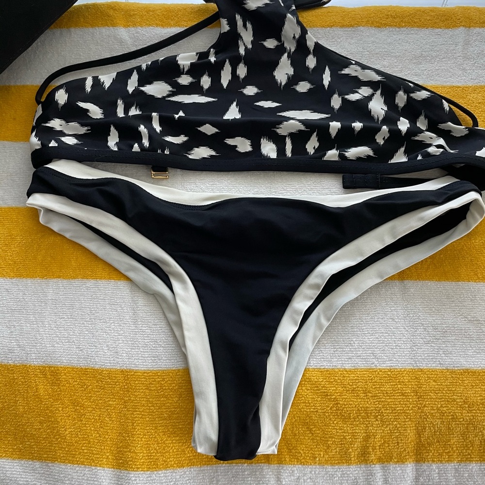 I*Space Bikini XS/SM - Picture 2 of 4